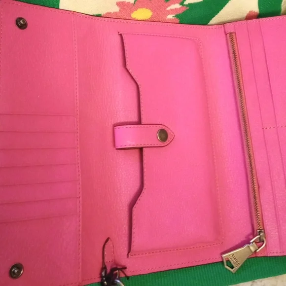 Aimee Kestenberg "Get it Together" Clutch Organizer - Picture 4 of 15